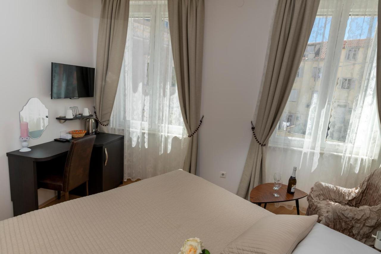 Deluxe Collection Hotel Kastel Split Exterior photo